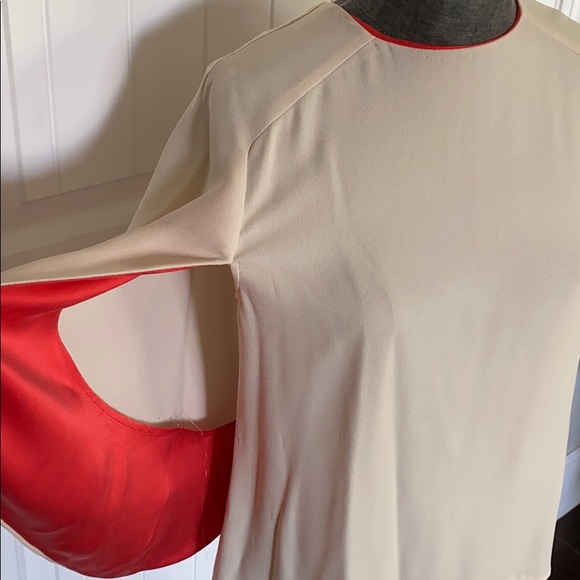 Stunning Silk Cape Blouse from Bergdorf Goodman with Orange lining - Picture 3 of 8